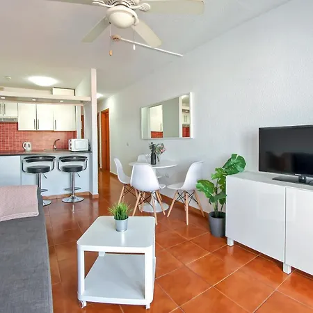 Apartment Bonito Apartmento En Garden Con Piscina Climatizada *