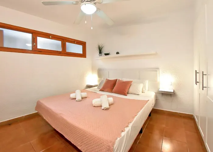Daire Bonito Apartmento En Garden Con Piscina Climatizada